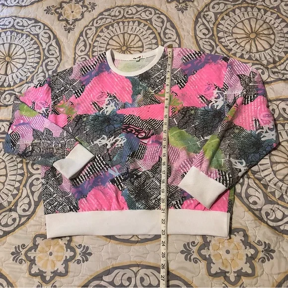 XL Miss Selfie Graffiti Long Sleeve Shirt - Picture 4 of 7